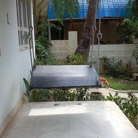 Swanky Sojourns Home Stay With 1T Ac Bedroom Kolhapur Exterior photo