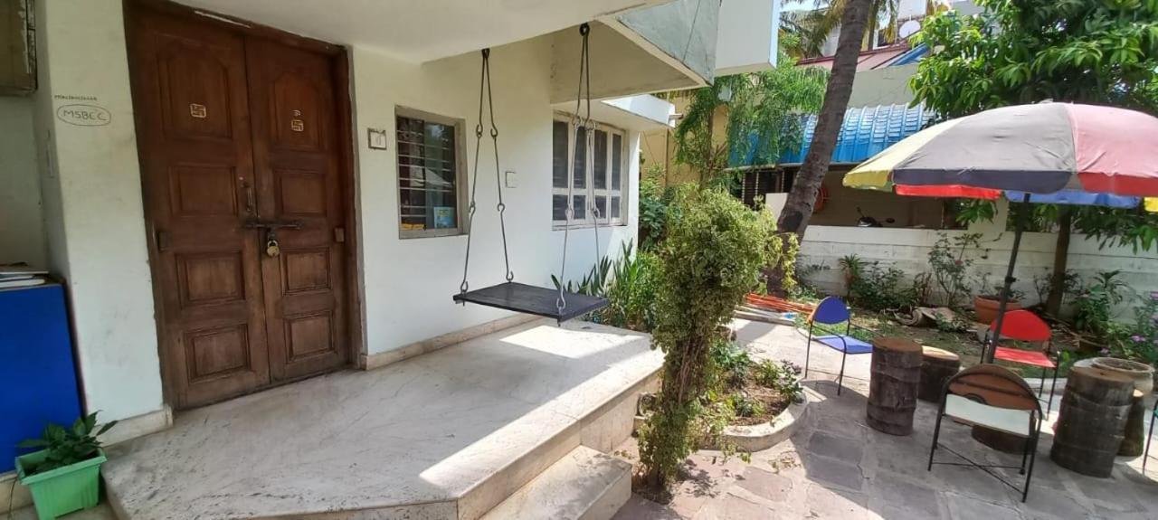 Holiday home Swanky Sojourns With 1t Ac Bedroom *