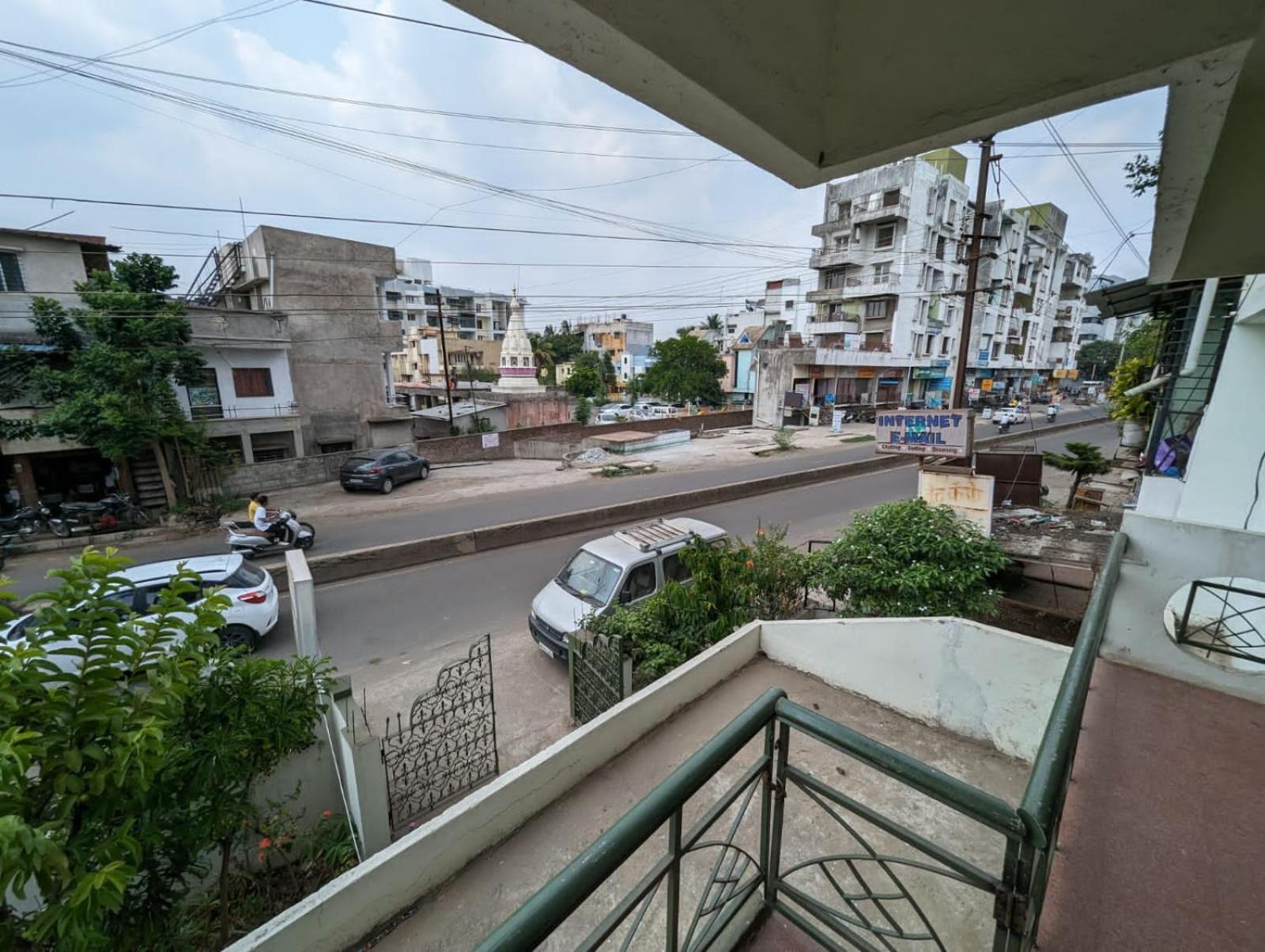 Holiday home Swanky Sojourns With 1t Ac Bedroom *